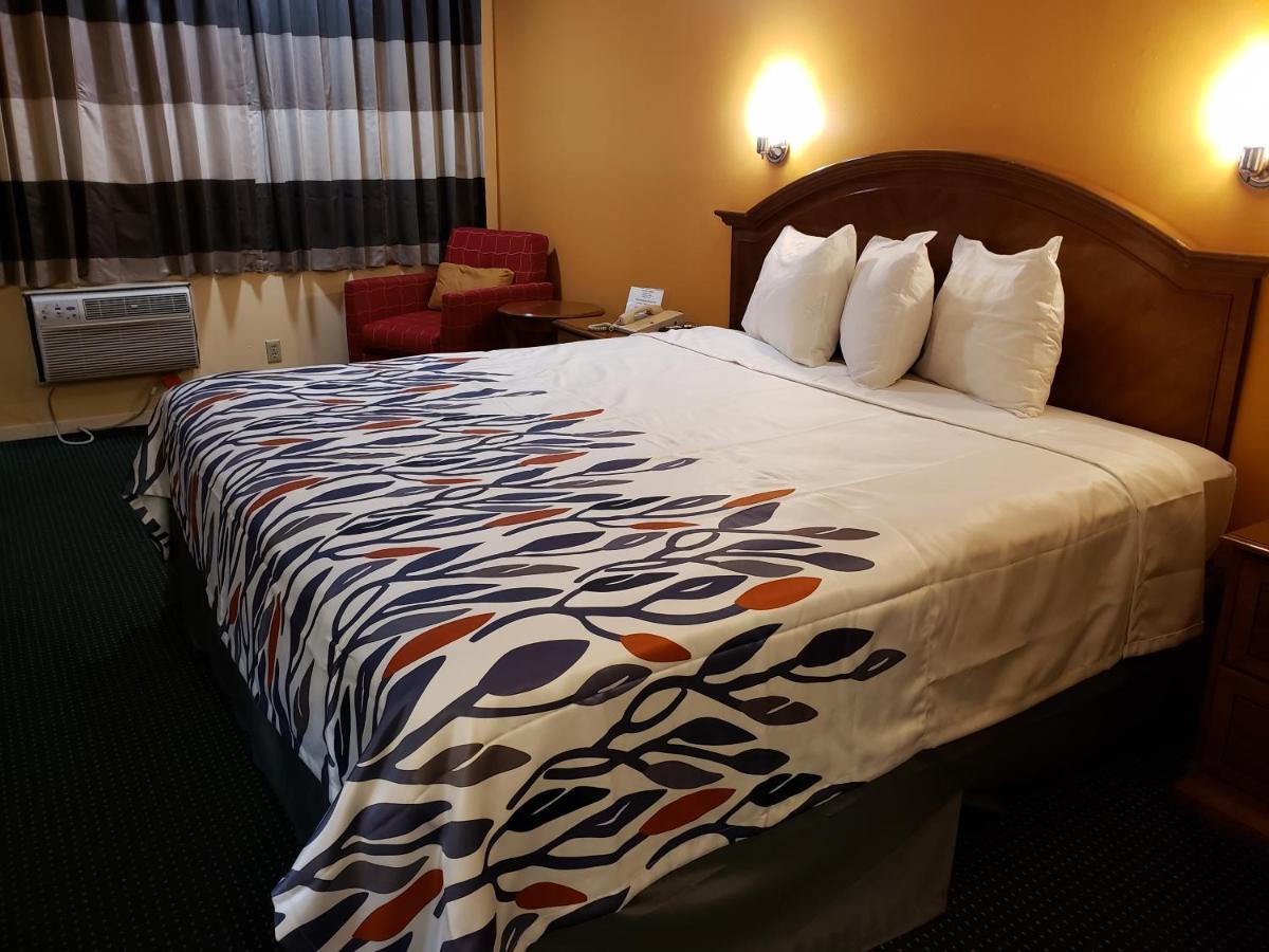 Shasta Lodge 레딩 외부 사진